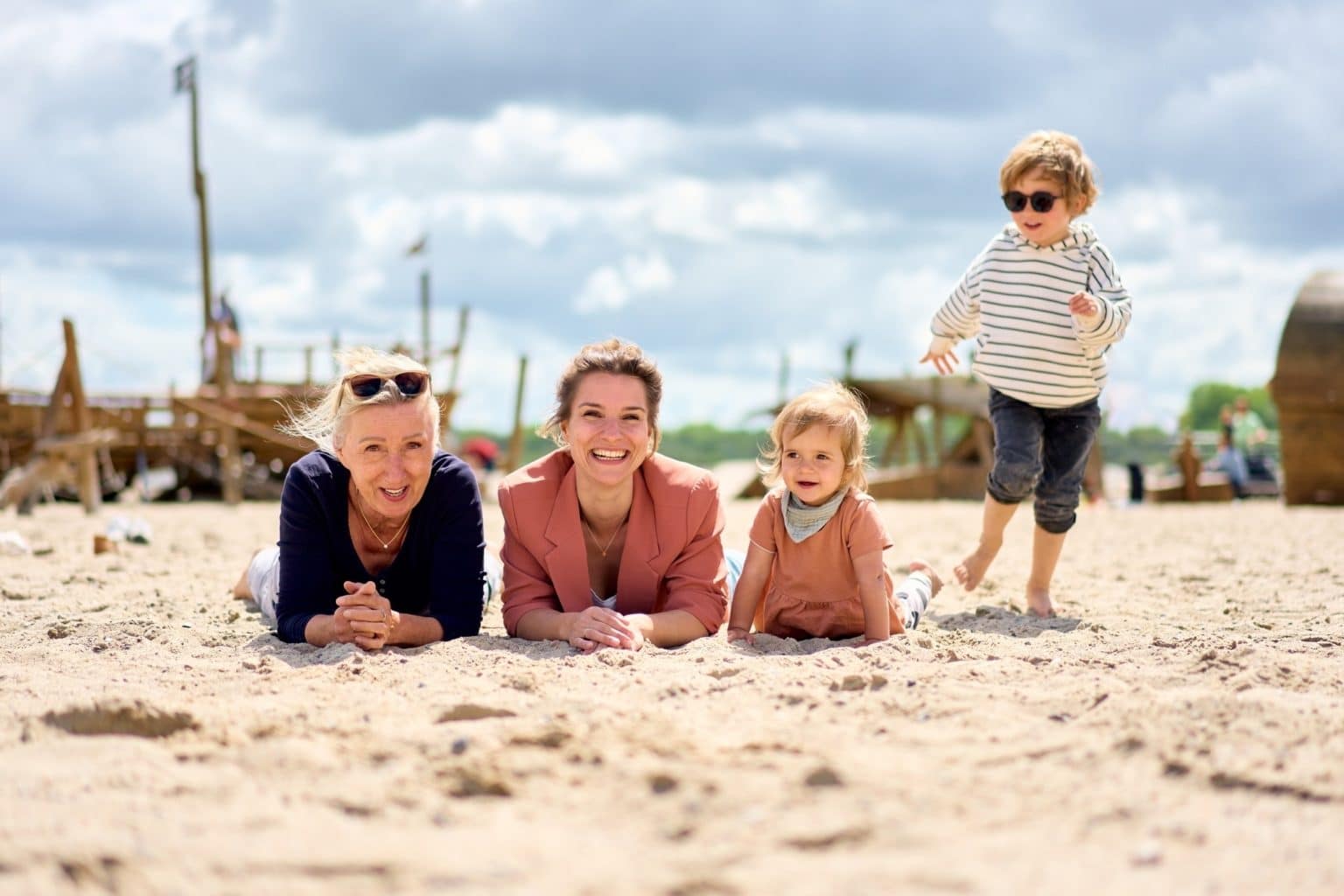 Travemeunde Familienfoto mit Oma